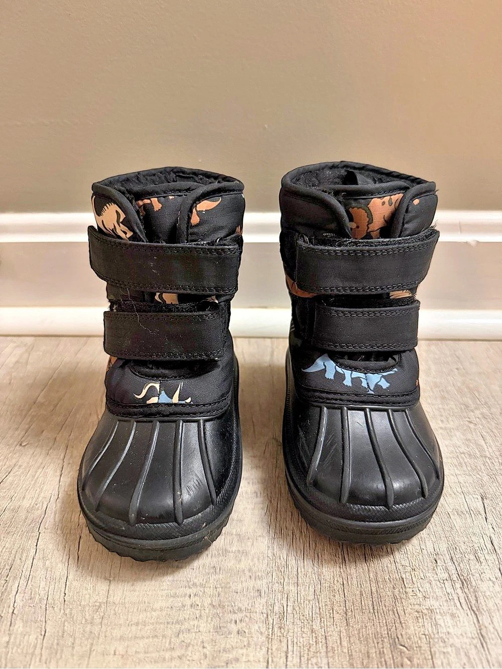 The Children's Place Toddler Boys Dino All Weather Boots Black & Orange